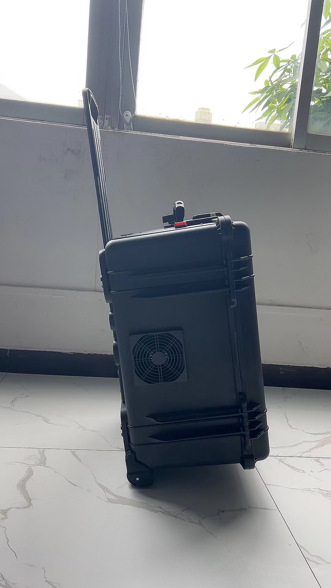 齐齐哈尔手拉箱型移动通信干扰器